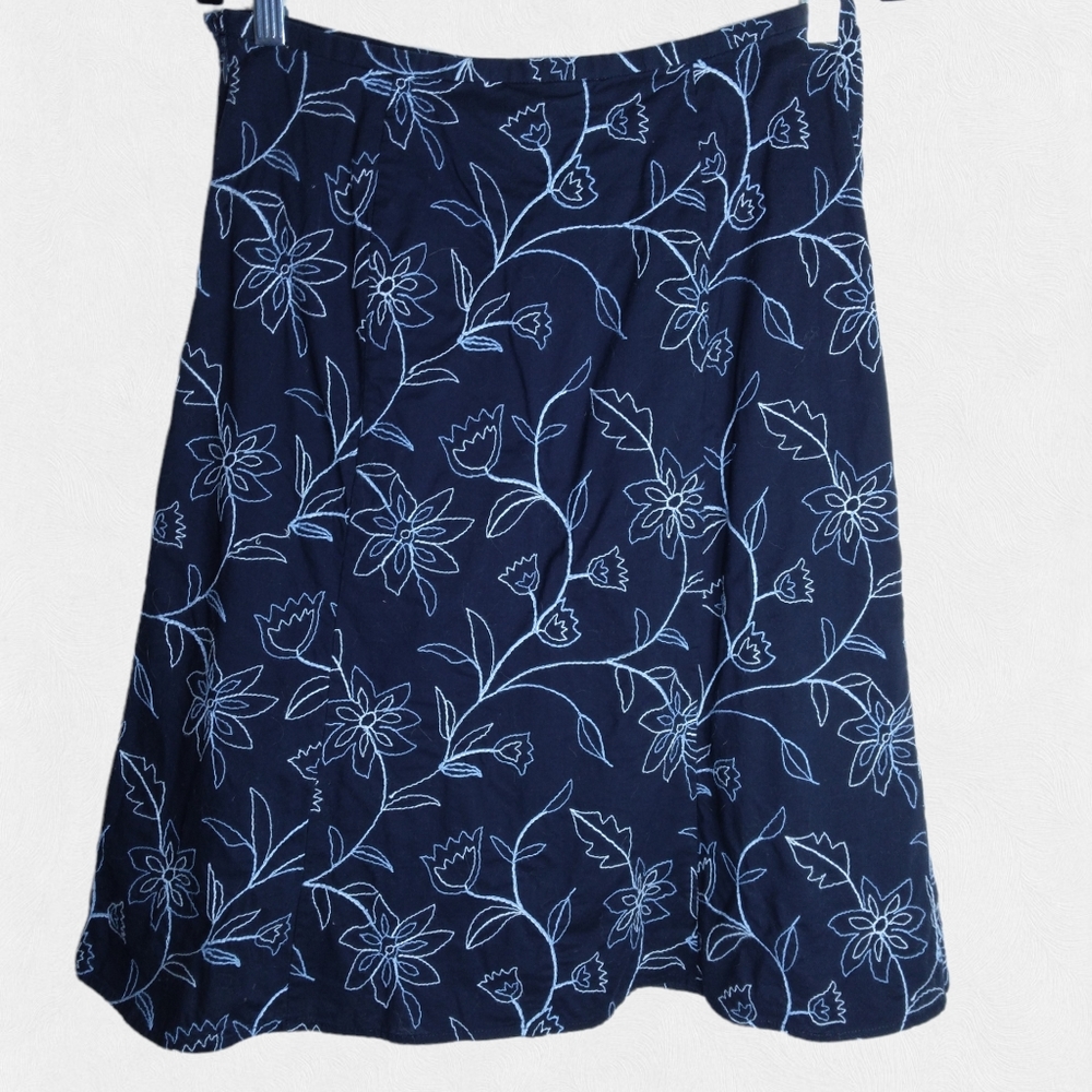 Norton McNaughton women's A line skirt size 6